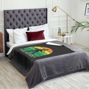 Aur Naur Bigfoot Meme Throw Blanket Funny Sasquatch Sarcastic Oh No Australian Accent TS14 Print Your Wear