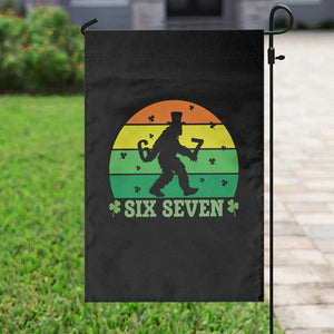 Aur Naur Bigfoot Meme Garden Flag Funny Sasquatch Sarcastic Oh No Australian Accent TS14 Print Your Wear