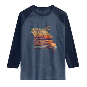 Retro Gateway Arch St Louis Missouri Map Outline Raglan Shirt