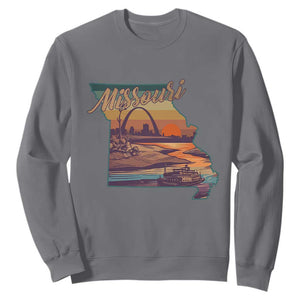 Retro Gateway Arch St Louis Missouri Map Outline Sweatshirt
