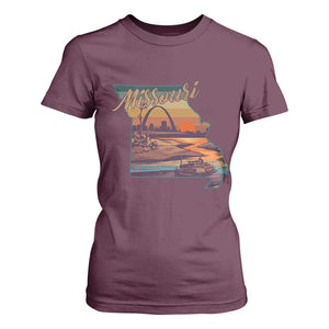 Retro Gateway Arch St Louis Missouri Map Outline T Shirt For Women