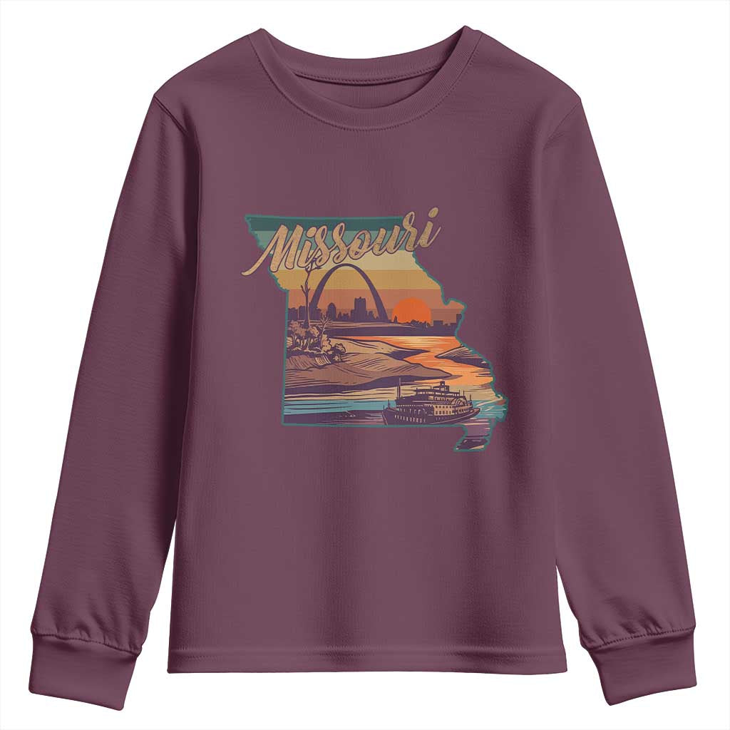Retro Gateway Arch St Louis Missouri Map Outline Youth Sweatshirt
