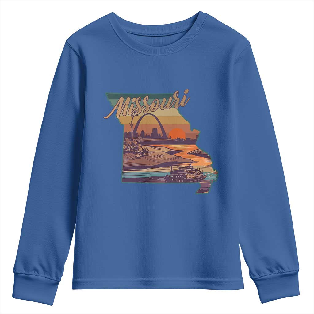 Retro Gateway Arch St Louis Missouri Map Outline Youth Sweatshirt