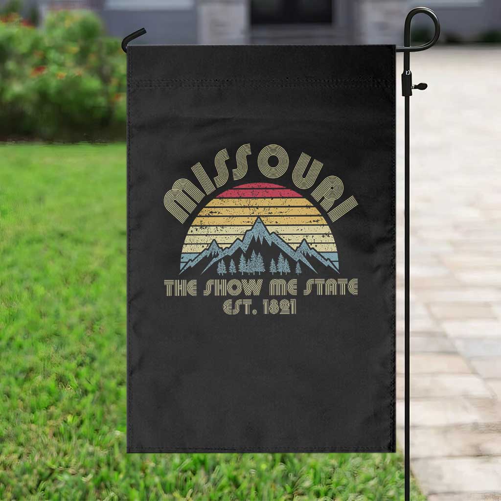 Retro Missouri The Show Me State USA America Souvenir Gift Garden Flag The Show Me State USA America Souvenir