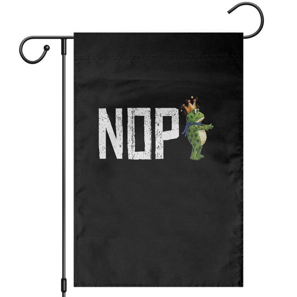 Frogs Resist Garden Flag No Kings In America Political 2025 TS14 Black Print Your Wear