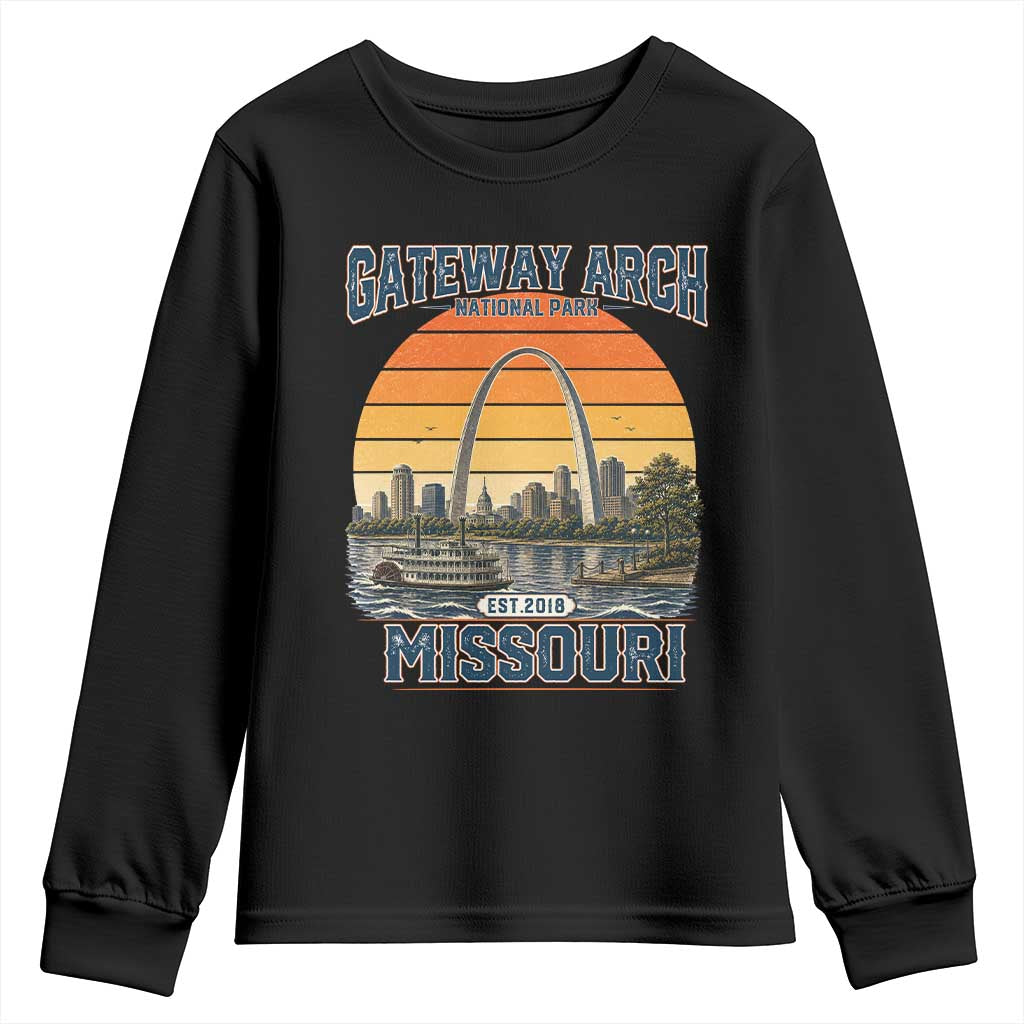Gateway Arch National Park Youth Sweatshirt Retro St Louis Missouri Travel Souvenir Nature Gift TS14 Black Print Your Wear