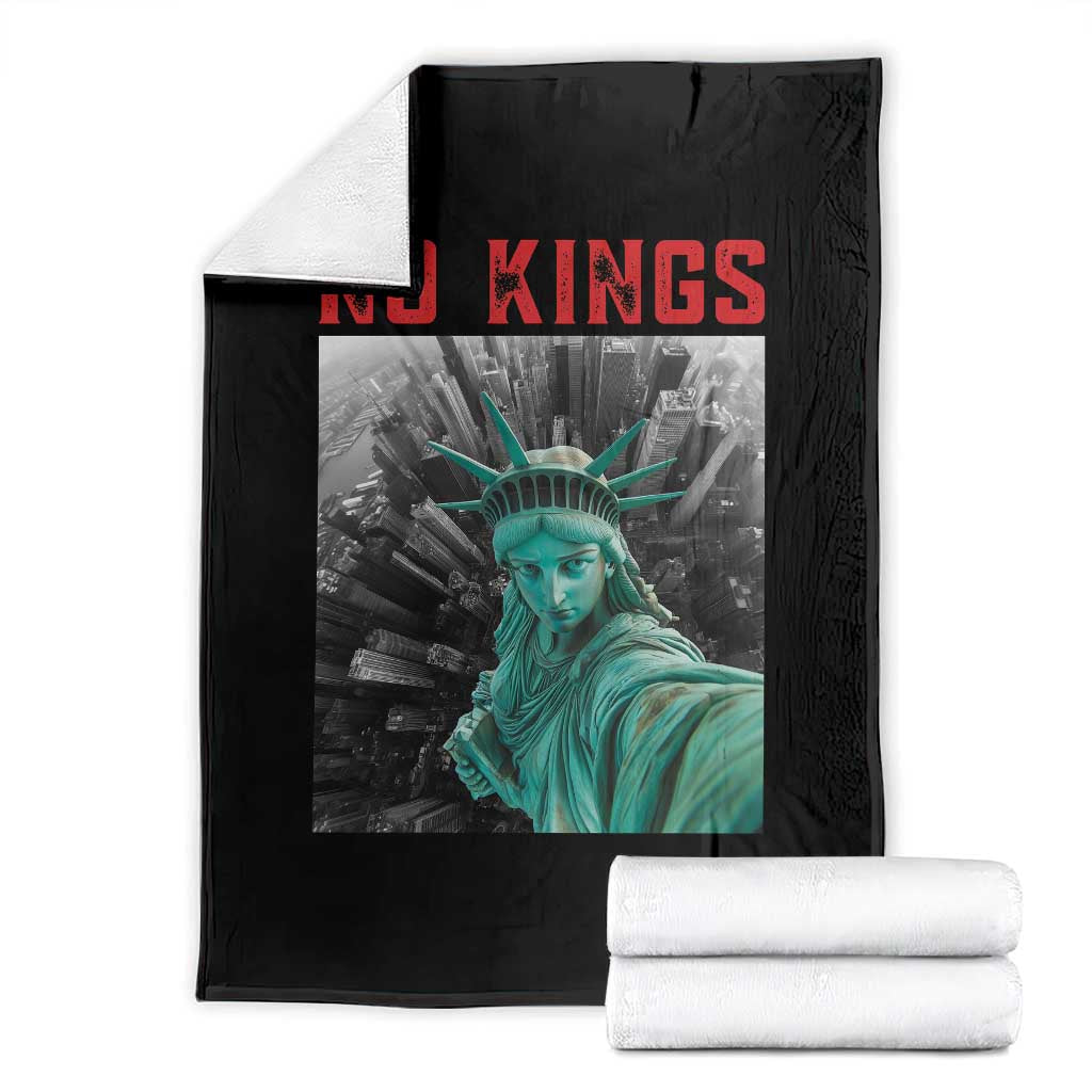 No Kings Throw Blanket Statue of Liberty Selfie Freedom TS14 Black Print Your Wear