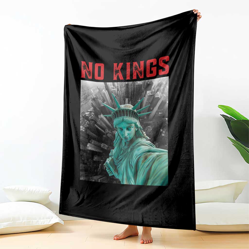 No Kings Throw Blanket Statue of Liberty Selfie Freedom TS14 Print Your Wear