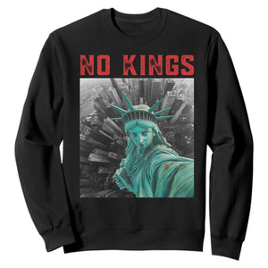 No Kings Sweatshirt Statue of Liberty Selfie Freedom TS14 Black Print Your Wear