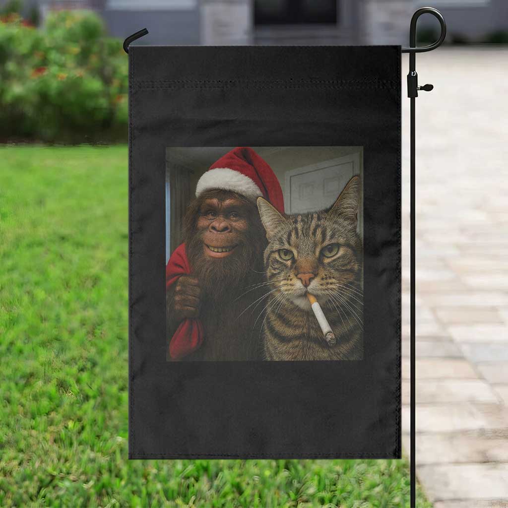 Funny Cat Selfie Bigfoot Christmas Sasquatch Garden Flag TS14 Print Your Wear