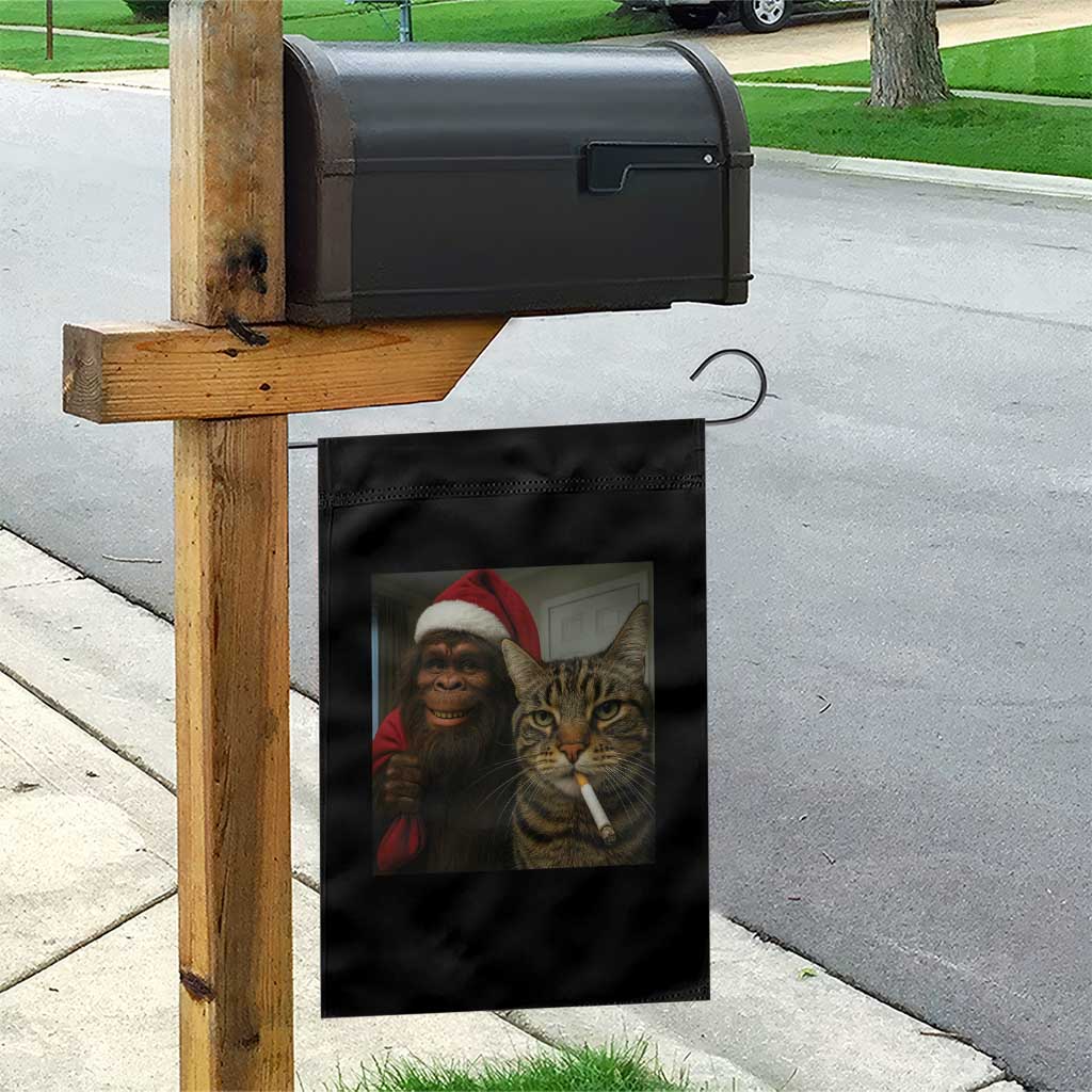 Funny Cat Selfie Bigfoot Christmas Sasquatch Garden Flag TS14 Print Your Wear