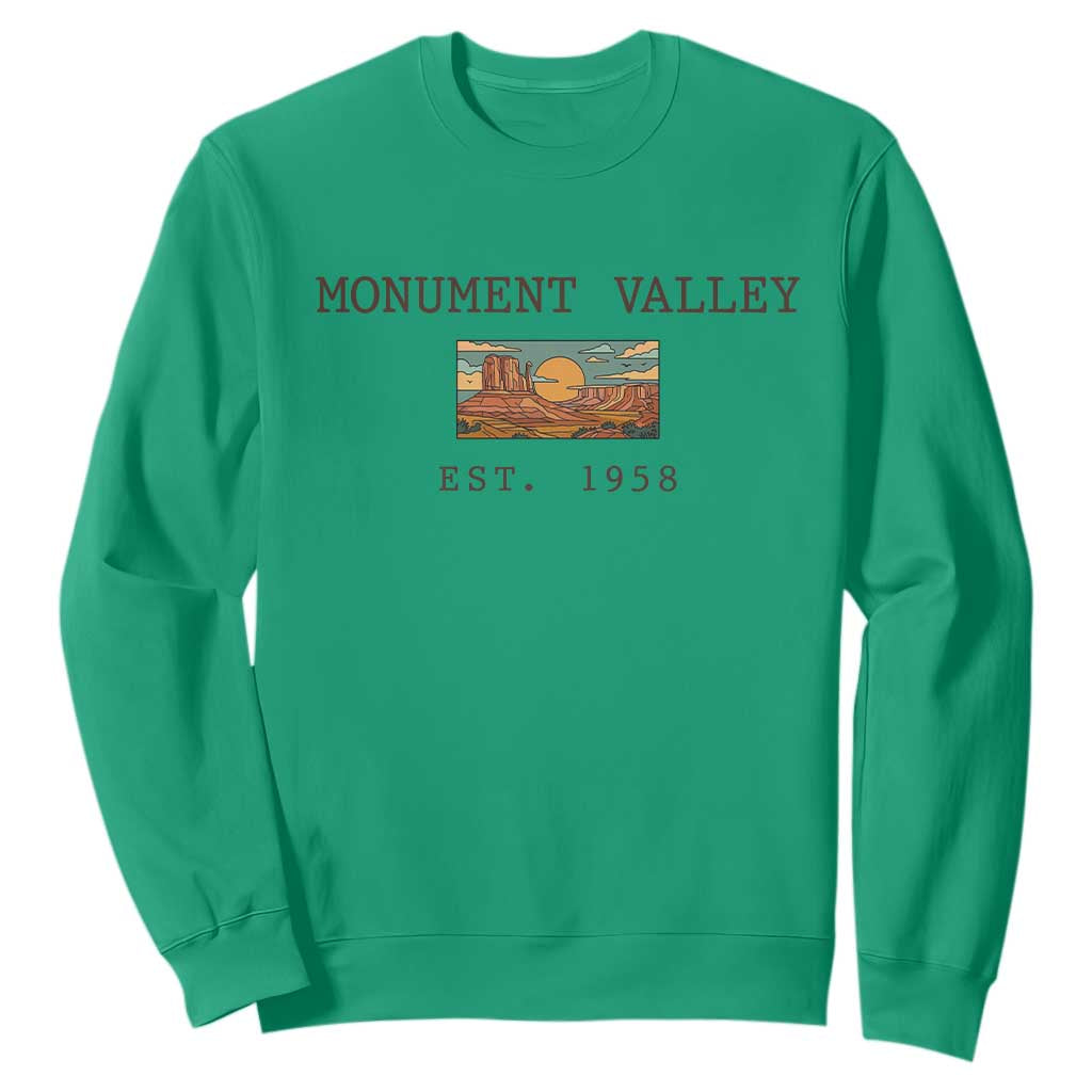 Retro Monument Valley Arizona Sunset Established 1958 Sweatshirt Southwest Desert Road Trip Eagle Nature Souvenir