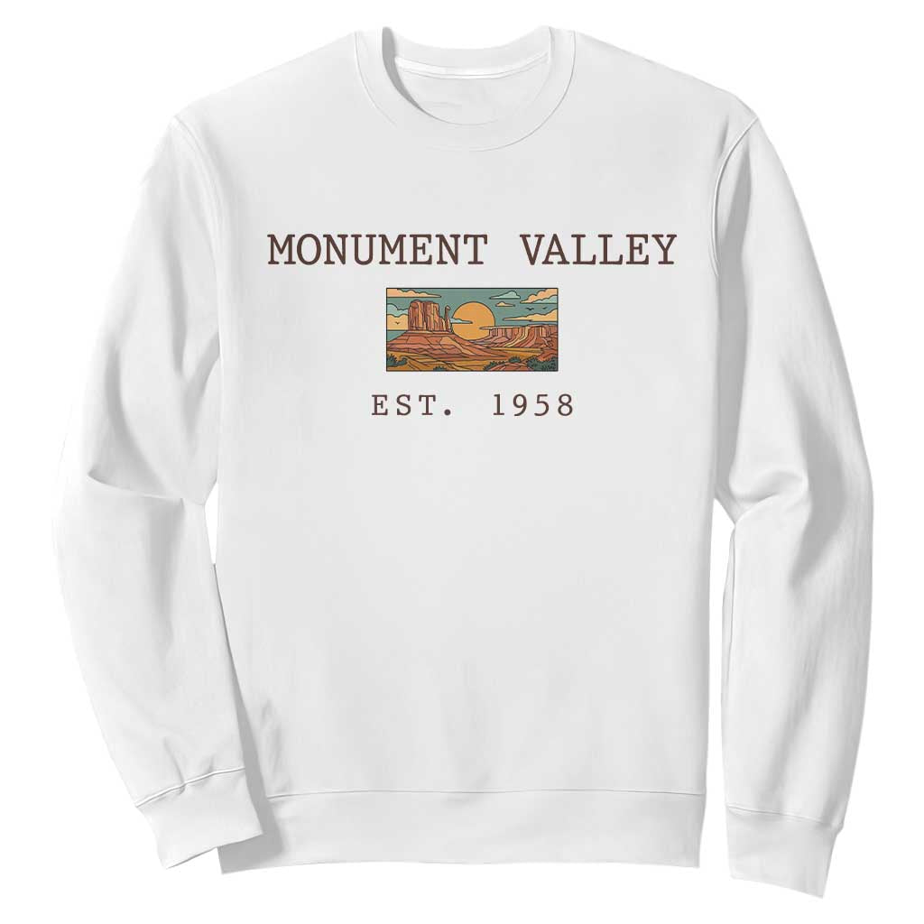 Retro Monument Valley Arizona Sunset Established 1958 Sweatshirt Southwest Desert Road Trip Eagle Nature Souvenir