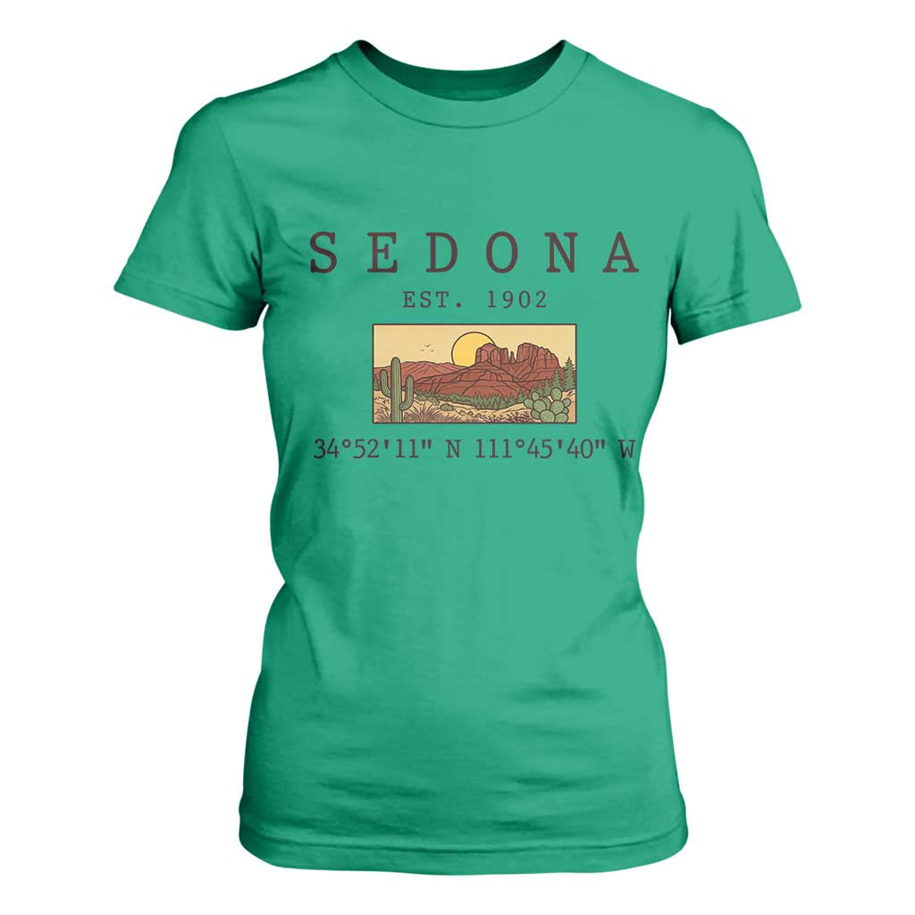 Vintage Sedona Arizona Established 1902 T Shirt For Women Southwest Desert Cactus Scenic Nature Souvenir
