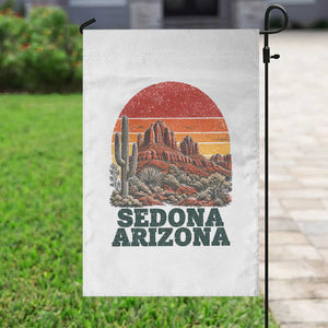 Retro Sedona Arizona Mountain Garden Flag Southwest Hiking Outdoor Nature Souvenir