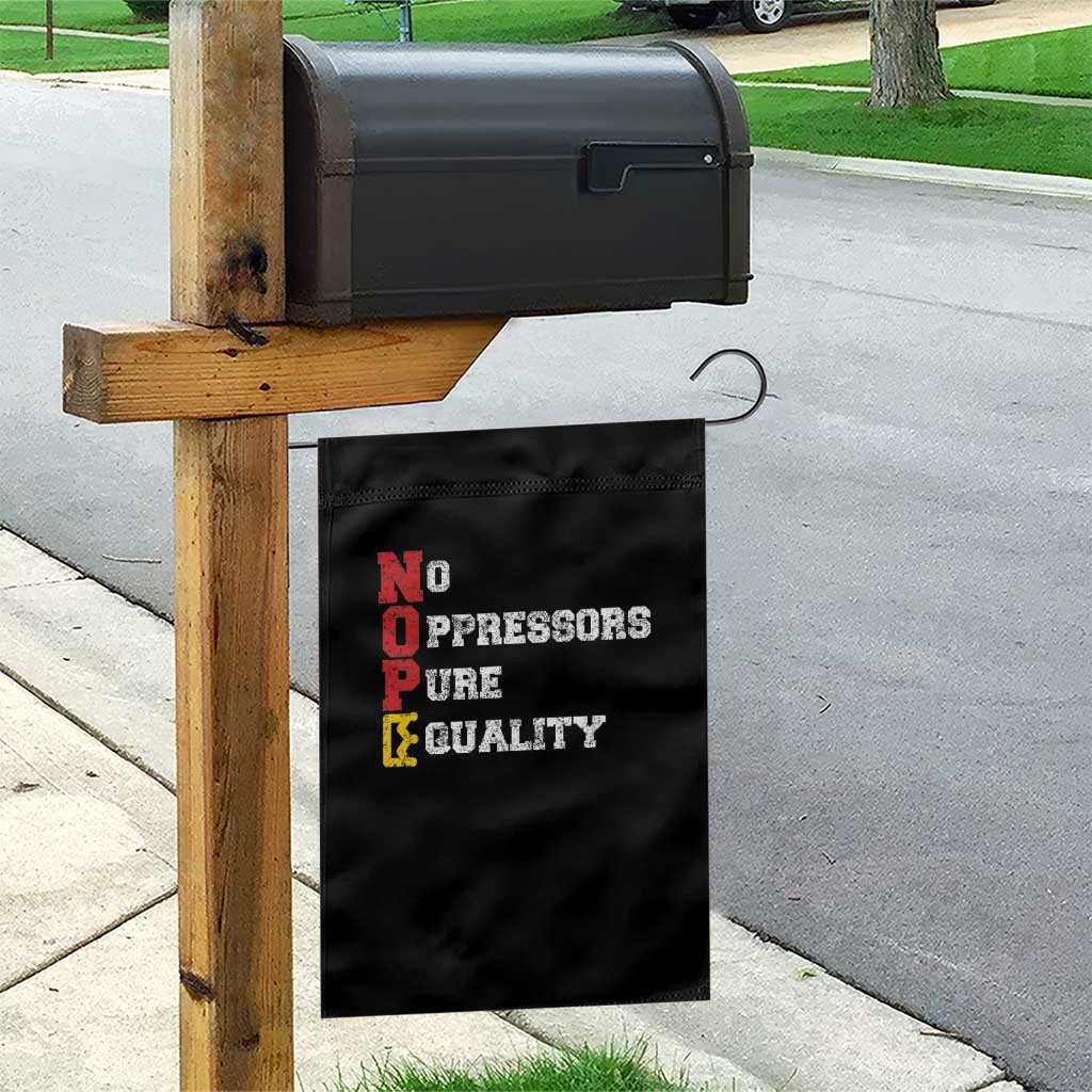 No Kings Garden Flag No Oppressors Pure Equality TS14 Print Your Wear