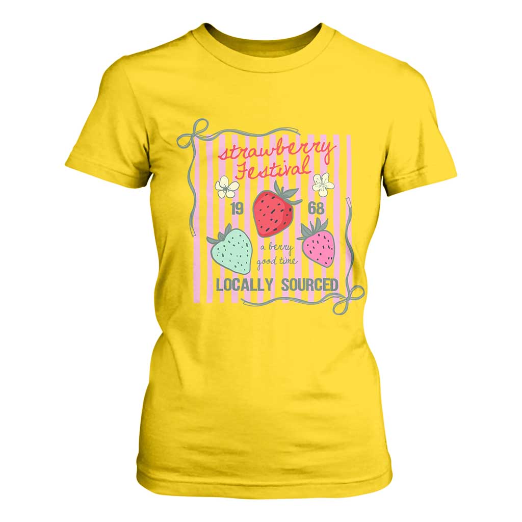Strawberry Festival T Shirt For Women Summer Fruit Vibes TS14 Daisy Print Your Wear