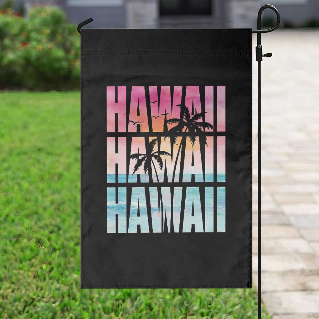 Hawaii Summer Vacation Garden Flag Vintage Tropical Beach Graphic