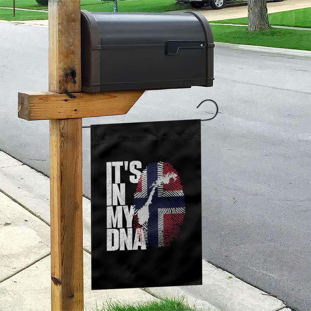 It's in My DNA Garden Flag Norwegian Norway Map Flag Pride